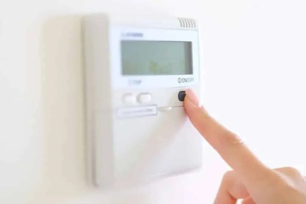 Jaká je optimální teplota v domácnosti během zimy: proč je 20 °C ideální?